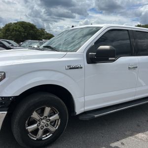 FORD F-150 XLT - 2