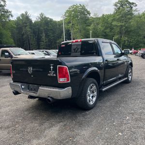 2015 RAM 1500 LARAMIE photo 8