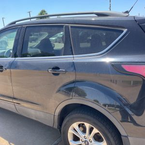 FORD ESCAPE SE - 6