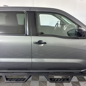 صورة 9 لـ 2022 Nissan FRONTIER S