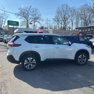 NISSAN ROGUE SV - 10