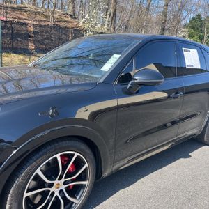 PORSCHE CAYENNE GTS - 2