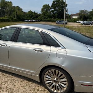 صورة 6 لـ 2015 Lincoln MKZ BASE