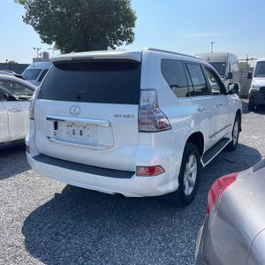 2017 Lexus GX 460 BASE — фото 8
