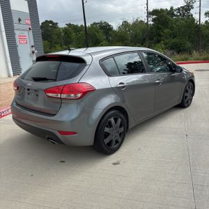 KIA FORTE5 LX - 8