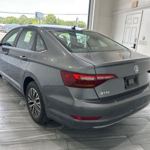 2019 Volkswagen JETTA SE 照片 4