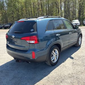 KIA SORENTO LX - 8
