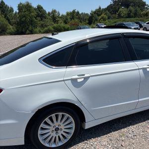 صورة 9 لـ 2013 FORD FUSION HYBRID SE