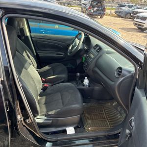 صورة مصغرة 30 لـ 2016 Nissan VERSA S