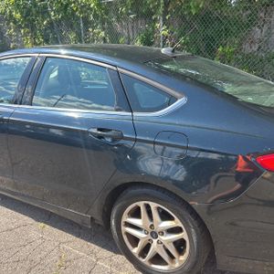 2014 FORD FUSION SE 照片 6