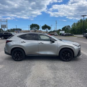 LEXUS NX 350 F SPORT HANDLING - 10