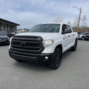 TOYOTA TUNDRA - 1