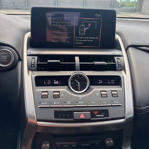 2021 Lexus NX 300 BASE — миниатюра 37