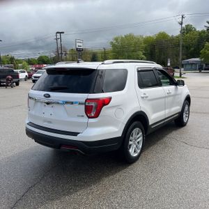 FORD EXPLORER XLT - 8