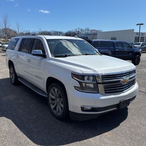 CHEVROLET SUBURBAN - 8