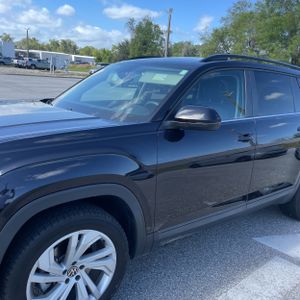 VOLKSWAGEN ATLAS V6 SE - 2