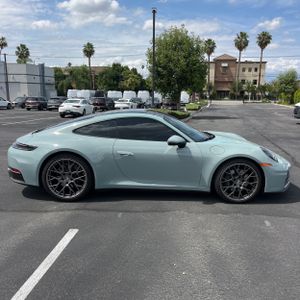 PORSCHE 911 CARRERA - 10