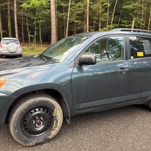 صورة 2 لـ 2012 Toyota RAV4 BASE