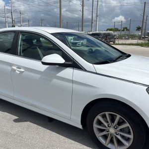 صورة مصغرة 13 لـ 2018 Hyundai SONATA SE
