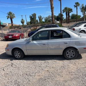 HYUNDAI ACCENT GLS - 3