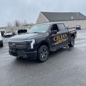 FORD F-150 LIGHTNING LARIAT - 1