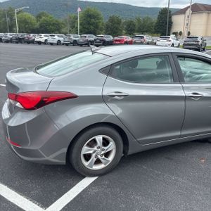 صورة 9 لـ 2014 Hyundai ELANTRA SE