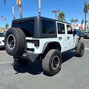 صورة 8 لـ 2016 JEEP WRANGLER UNLIMITED RUBICON