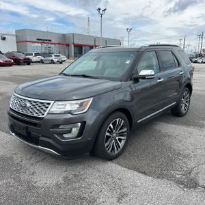 FORD EXPLORER PLATINUM - 1