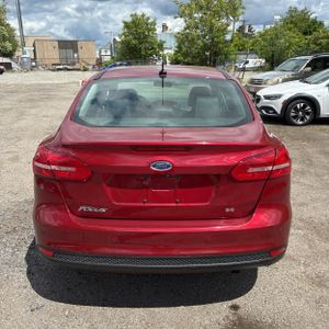 FORD FOCUS SE - 7