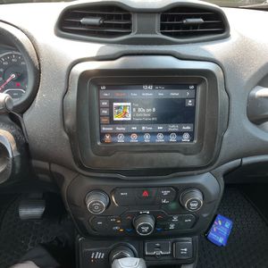 صورة 37 لـ 2021 JEEP RENEGADE LATITUDE