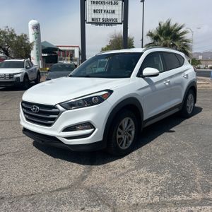 HYUNDAI TUCSON SE - 1