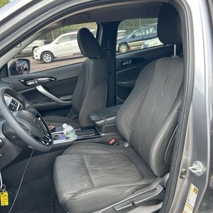 صورة 32 لـ 2019 Mitsubishi ECLIPSE CROSS SE