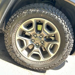 صورة 20 لـ 2021 JEEP CHEROKEE TRAILHAWK