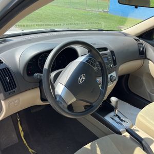 صورة مصغرة 36 لـ 2010 Hyundai ELANTRA GLS