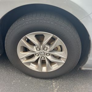 2022 Toyota SIENNA LE 8-PASSENGER 照片 20