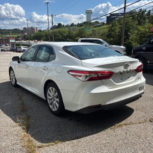 2018 Toyota CAMRY LE — фото 5