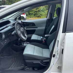2014 Toyota PRIUS C TWO — фото 32