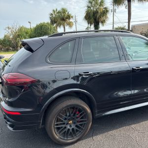 صورة 8 لـ 2016 Porsche CAYENNE GTS
