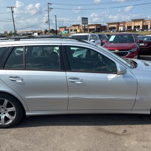 صورة مصغرة 11 لـ 2007 Mercedes-BENZ E-CLASS