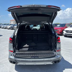 صورة مصغرة 44 لـ 2025 BMW X5 M60I