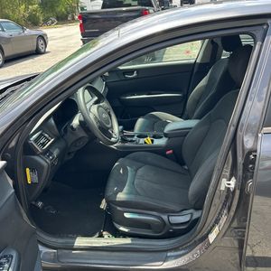 صورة مصغرة 31 لـ 2018 KIA OPTIMA LX