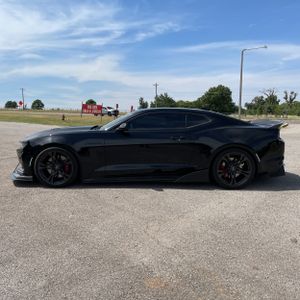 صورة 3 لـ 2022 Chevrolet CAMARO SS