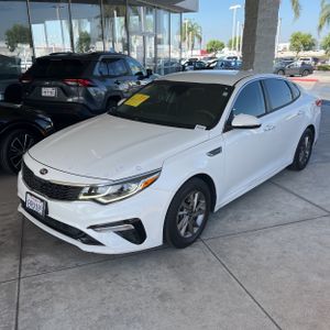 2020 KIA OPTIMA LX — фото 1