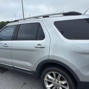 FORD EXPLORER LIMITED - 6