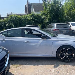 صورة مصغرة 11 لـ 2025 Nissan ALTIMA SR