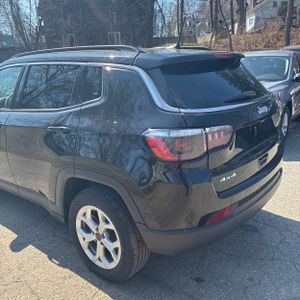 JEEP COMPASS LATITUDE 4X4 - 6