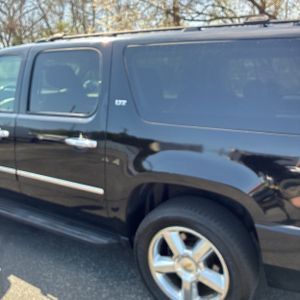 CHEVROLET SUBURBAN LTZ - 6