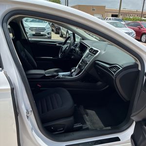 2015 FORD FUSION SE thumbnail 33