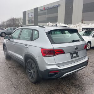 VOLKSWAGEN TAOS S 4MOTION - 5