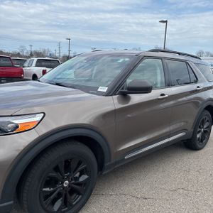 FORD EXPLORER XLT - 2